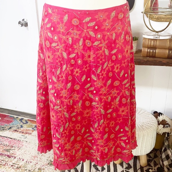 Johnny Was Dresses & Skirts - Johnny Was pink floral embroidered skirt sz 8